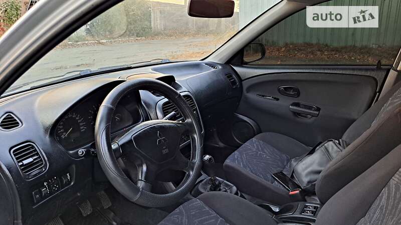 マミ AUTO.RIA – Продам Митсубиси Каризма 2001 (AP3574IX) бензин