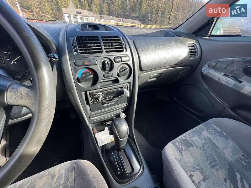 Седан Mitsubishi Carisma 1997 в Межгорье