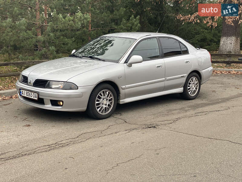 Mitsubishi Carisma 2003