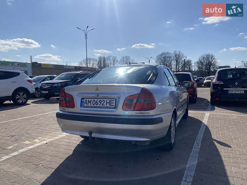 Лифтбек Mitsubishi Carisma 2002 в Житомире