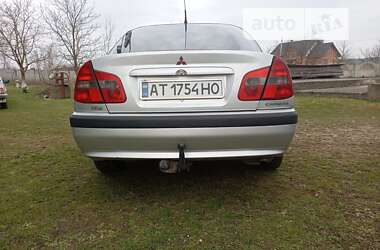 Ліфтбек Mitsubishi Carisma 2000 в Івано-Франківську