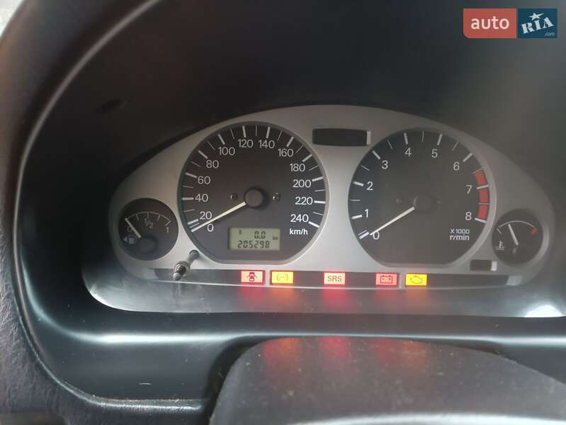 Седан Mitsubishi Carisma 2003 в Запоріжжі фото 2 Седан Mitsubishi Carisma 2003 в Запоріжжі