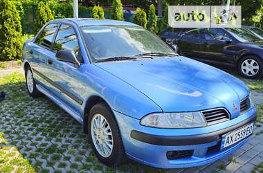 Седан Mitsubishi Carisma 2002 в Дніпрі