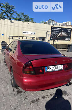 Лифтбек Mitsubishi Carisma 1996 в Одессе