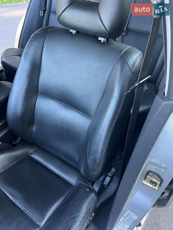 Лифтбек Mitsubishi Carisma 2003 в Дунаевцах фото 20 Лифтбек Mitsubishi Carisma 2003 в Дунаевцах