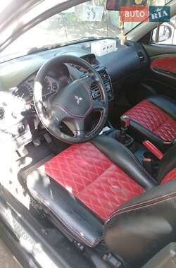 Седан Mitsubishi Carisma 2004 в 