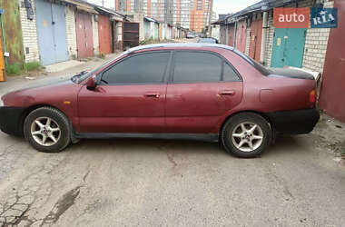 Седан Mitsubishi Carisma 1998 в Львове