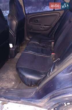 Седан Mitsubishi Carisma 2002 в 