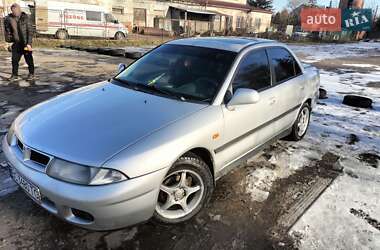 Седан Mitsubishi Carisma 1997 в Золочеві