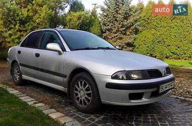 Седан Mitsubishi Carisma 2002 в Львове
