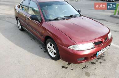 Лифтбек Mitsubishi Carisma 1996 в Лубнах