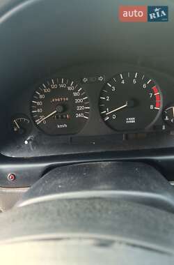 Ліфтбек Mitsubishi Carisma 1996 в 