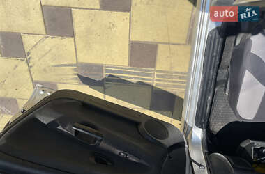 Седан Mitsubishi Carisma 2002 в 