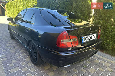 Лифтбек Mitsubishi Carisma 2003 в Львове