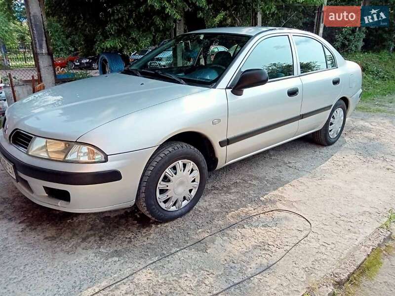 Mitsubishi Carisma 2000