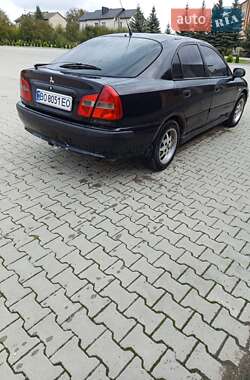 Лифтбек Mitsubishi Carisma 2002 в Тернополе