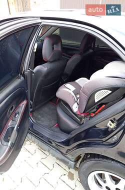 Лифтбек Mitsubishi Carisma 2002 в Тернополе