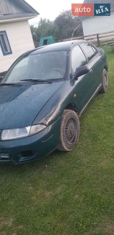 Седан Mitsubishi Carisma 1997 в Ровно