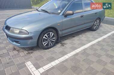 Седан Mitsubishi Carisma 2001 в Киеве