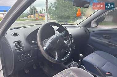 Седан Mitsubishi Carisma 2003 в  фото 7 Седан Mitsubishi Carisma 2003 в