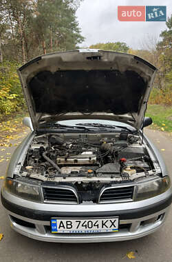 Седан Mitsubishi Carisma 2002 в 