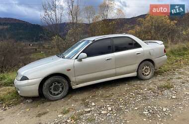 Седан Mitsubishi Carisma 1997 в Бориславе