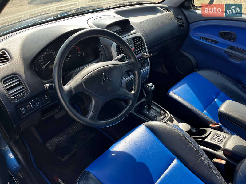 Седан Mitsubishi Carisma 2003 в Одессе фото 7 Седан Mitsubishi Carisma 2003 в Одессе