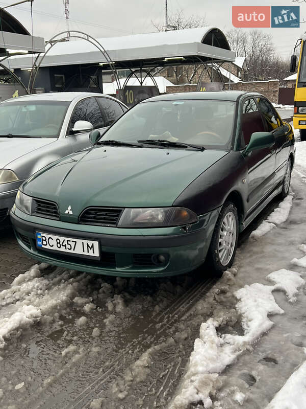 Седан Mitsubishi Carisma 2000 в Львові