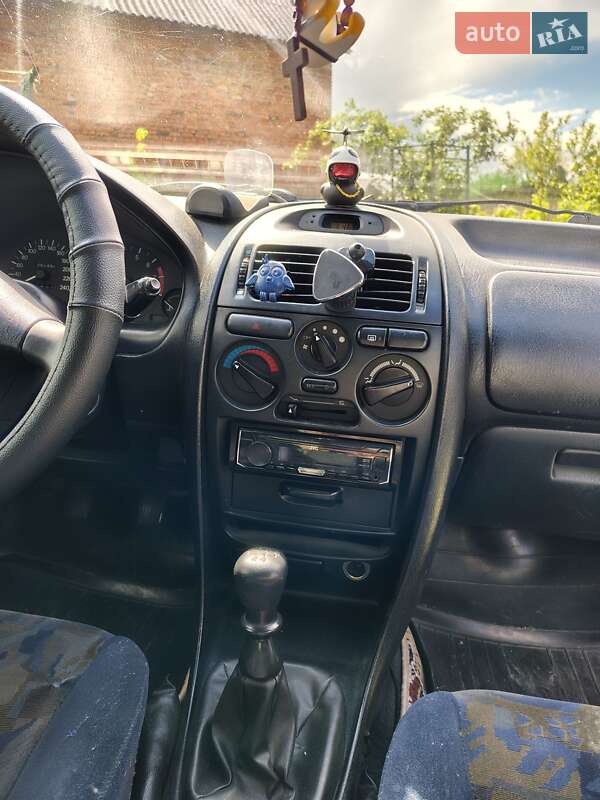 Ліфтбек Mitsubishi Carisma 1996 в Львові фото 10 Ліфтбек Mitsubishi Carisma 1996 в Львові