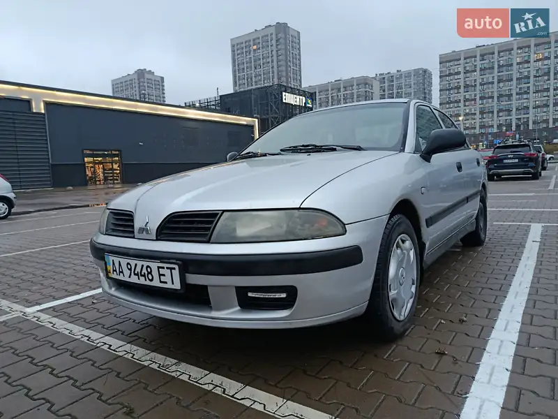Mitsubishi Carisma