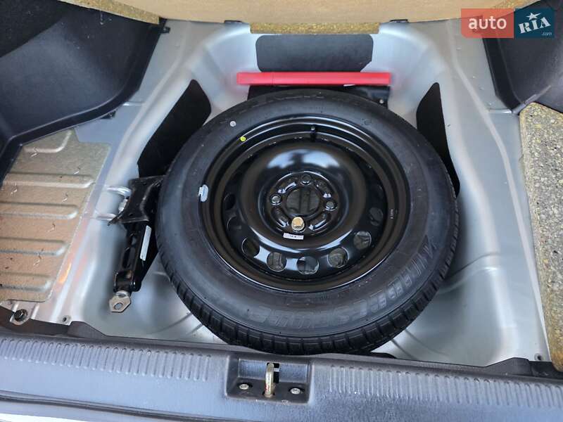 Лифтбек Mitsubishi Carisma 2003 в Хмельницком фото 66 Лифтбек Mitsubishi Carisma 2003 в Хмельницком