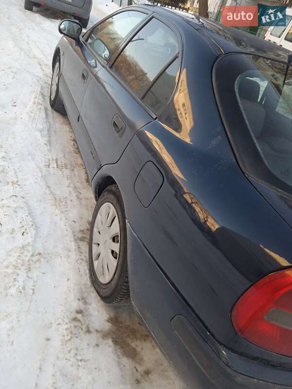 Лифтбек Mitsubishi Carisma 1999 в Львове