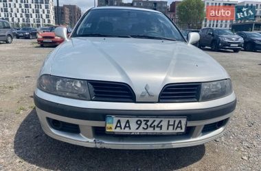 Седан Mitsubishi Carisma 2003 в Киеве