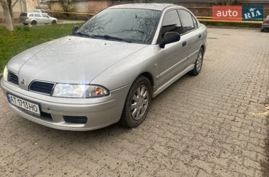 Ліфтбек Mitsubishi Carisma 2001 в Івано-Франківську