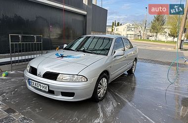 Седан Mitsubishi Carisma 2002 в Хмельницькому