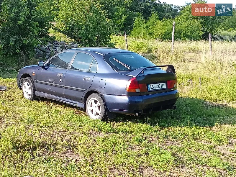 Mitsubishi Carisma 1998