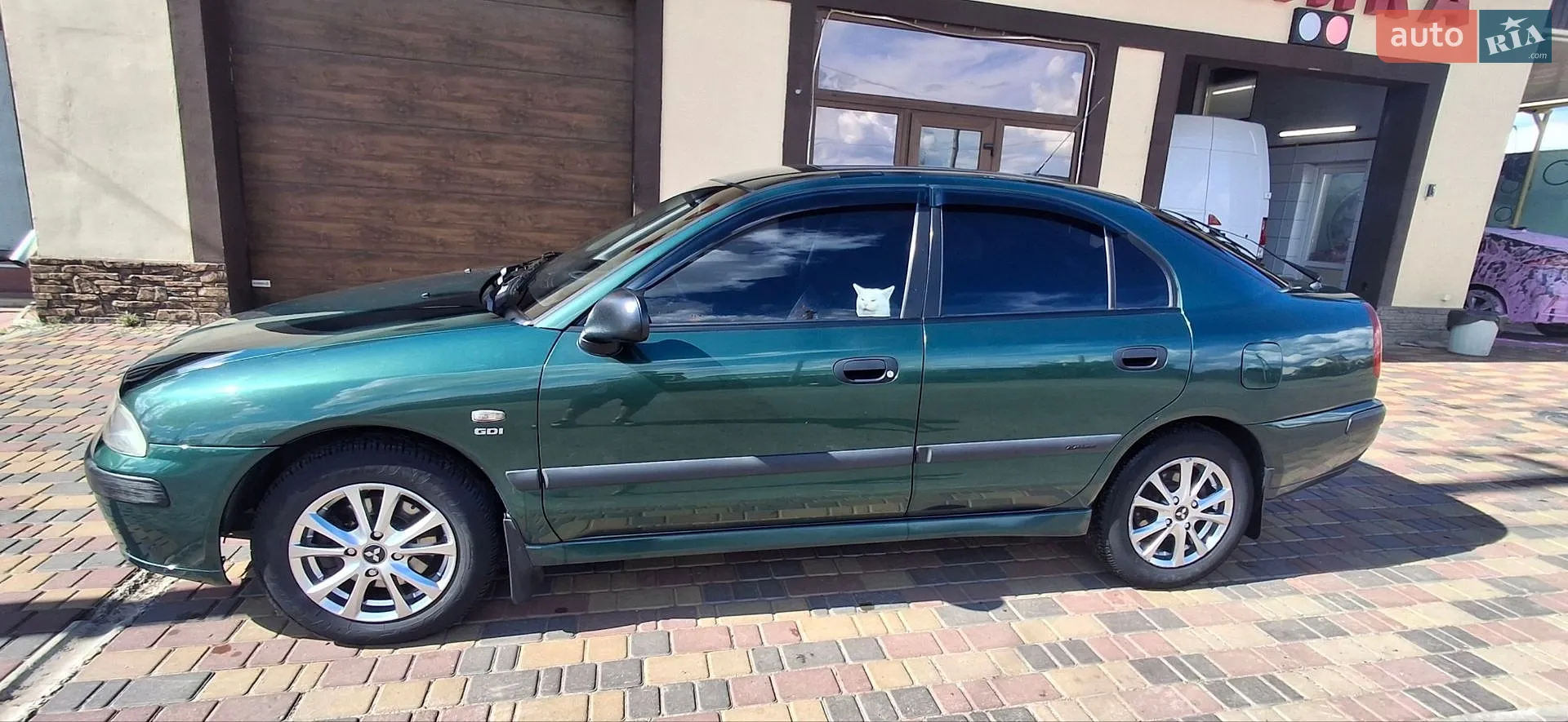 Mitsubishi Carisma 2000 VIN XMCLNDA2AYF018052 фото оголошення 2 з 11