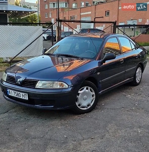 Mitsubishi Carisma