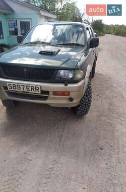 Внедорожник / Кроссовер Mitsubishi Challenger 1998 в Коростышеве