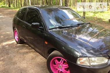 Хэтчбек Mitsubishi Colt 1997 в 