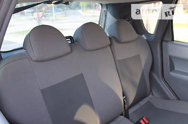 Хэтчбек Mitsubishi Colt 2006 в 