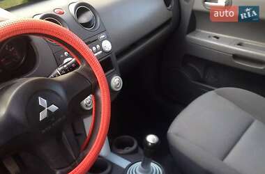 Хэтчбек Mitsubishi Colt 2007 в 