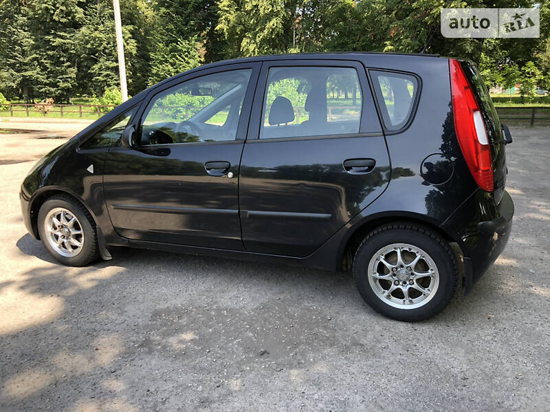 Хэтчбек Mitsubishi Colt 2008 в Сумах