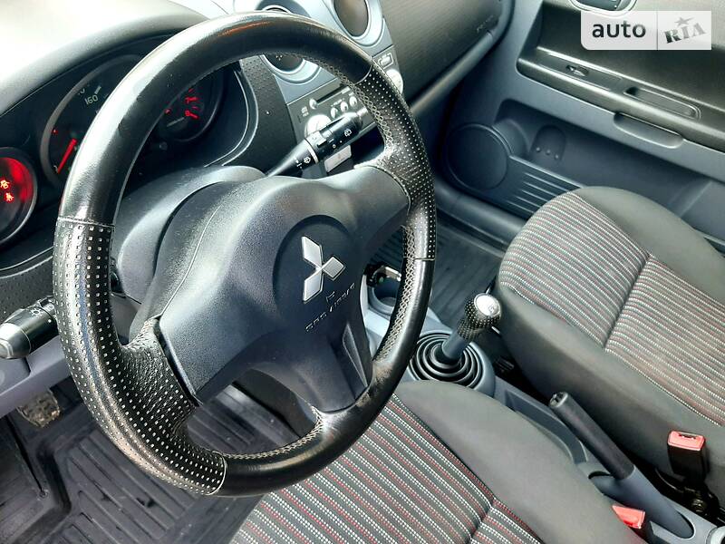 Хэтчбек Mitsubishi Colt 2008 в Надворной