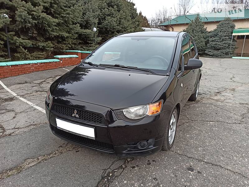 Mitsubishi Colt Life