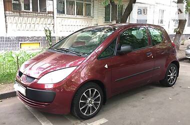 Хэтчбек Mitsubishi Colt 2005 в 