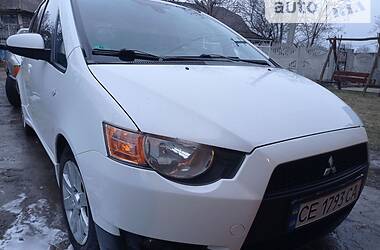 Хэтчбек Mitsubishi Colt 2010 в Кельменцах