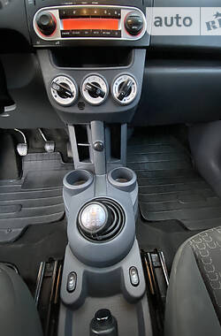 Купе Mitsubishi Colt 2010 в 