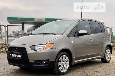 Хэтчбек Mitsubishi Colt 2010 в 