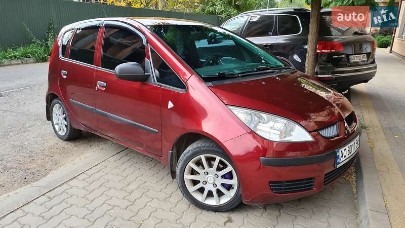 Хэтчбек Mitsubishi Colt 2007 в Ужгороде